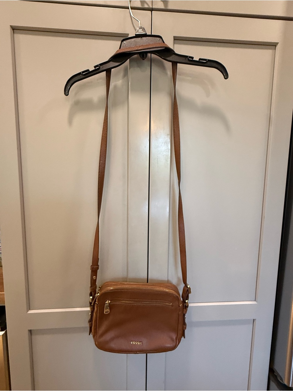 Fossil Tan Leather Crossbody Bag with Gold Hardware
